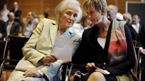 Johanna Quandt (l.) und ihre Tochter Susanne Klatten: Parteispenden als Beitrag für die Gesellschaft, Foto: ddp images