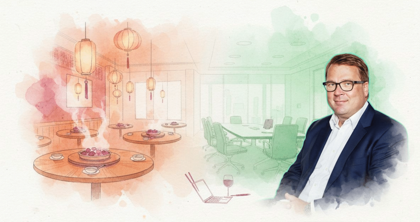 Illustration eines Restaurants mit dampfenden Gerichten und einem Konferenzraum, daneben ein Mann in Anzug.