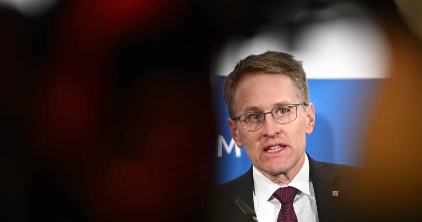 Daniel Günther, Ministerpräsident von Schleswig-Holstein, gibt ein Statement bei einem Treffen norddeutscher Regierungsc...