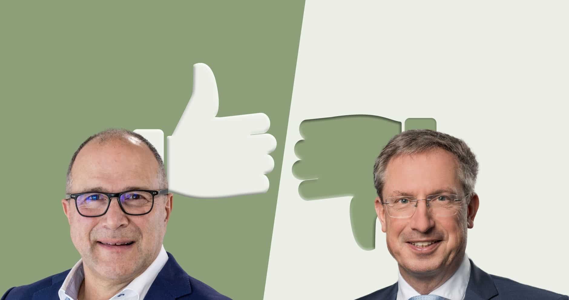 Zwei Männer lächeln, einer links mit Daumen hoch, der andere rechts mit Daumen runter, vor einem zweifarbigen Hintergrund.