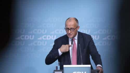 Friedrich Merz spricht beim Wahlkampfabschluss der Berliner CDU im Konrad-Adenauer-Haus.
