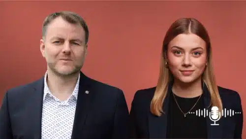 KOM-Chefredakteur Volker Thoms sprach mit Lilly Blaudszun. © Dominik Butzmann; Die Hoffotografen; Collage: Quadriga Media Berlin KOM-Chefredakteur Volker Thoms sprach mit Lilly Blaudszun. © Dominik Butzmann; Die Hoffotografen; Collage: Quadriga Media Berlin