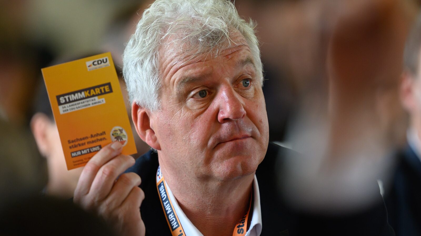 Wie er bei der Wahl des Ministerpräsidenten abstimmt will Guido Heuer nicht verraten Der CDU-Politiker beim Landesparteitag in Dessau Foto picture alliancedpa | Hendrik Schmidt